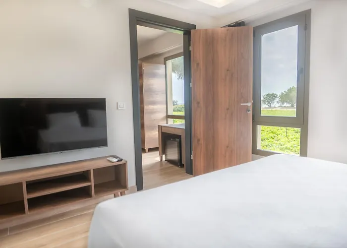 Hotel Feri Surf Club