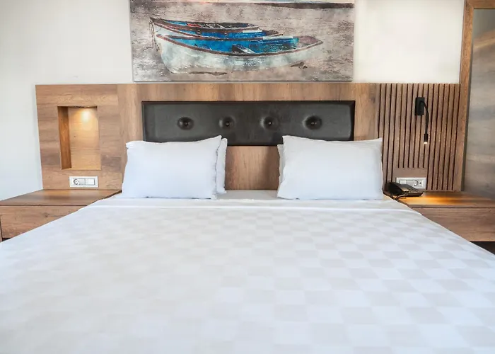 Hotel Feri Surf Club *